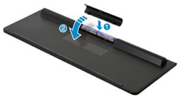 건전지를 끼운후에 배터리 커버를 닫습니다