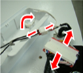Connector 를 화살표 방향으로 분리하여 주십시오.