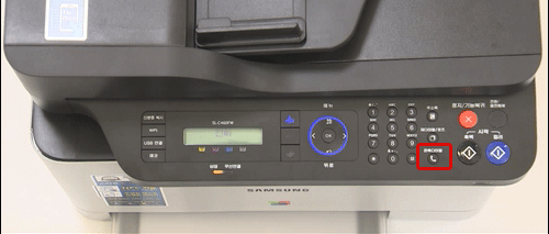 버튼 중에 오른쪽에 온훅다이얼 버튼 위치