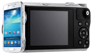 와이파이 모드에서 휴대폰을 카메라의 NFC 태그에 갖다 대면 MobileLink 또는 Remote Viewfinder