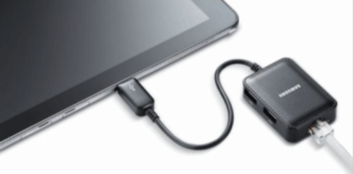 갤럭시 탭 A와 USB 허브(LAN)를 연결한 화면