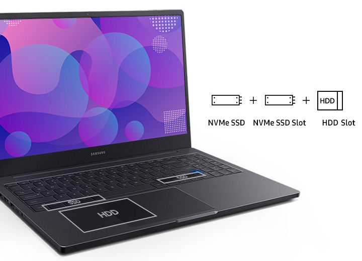 삼성 노트북 7 Force 특장점 5 윗면이 100도 열린 제품 키패드 영역에 NVMe SSD 슬롯 2개, HDD 슬롯 1개가 표기된 모습