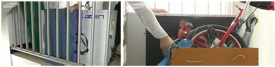 실외기의 통풍을 방해하는 요소가 있는지 확인하는 모습