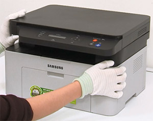 SL-M207x 시리즈 토너 카트리지 교체 사용을 위해 윗덮개 손잡이 위치 화면