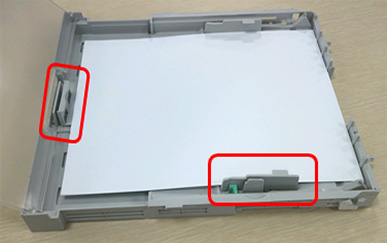 용지함 가이드의 용지 길이와 용지 너비 가이드 위치 화면