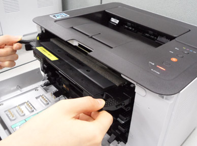 토너 꺼내는 화면