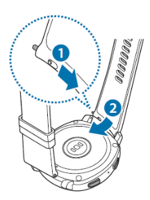 스프링 막대의 나머지 한쪽 끝을 안쪽으로 밀어 넣어 밴드를 연결하세요.