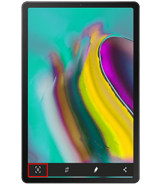 버튼을 눌러 캡처 또는 손으로 밀어서 캡처를 진행후 하단의 스크롤 캡처를 선택